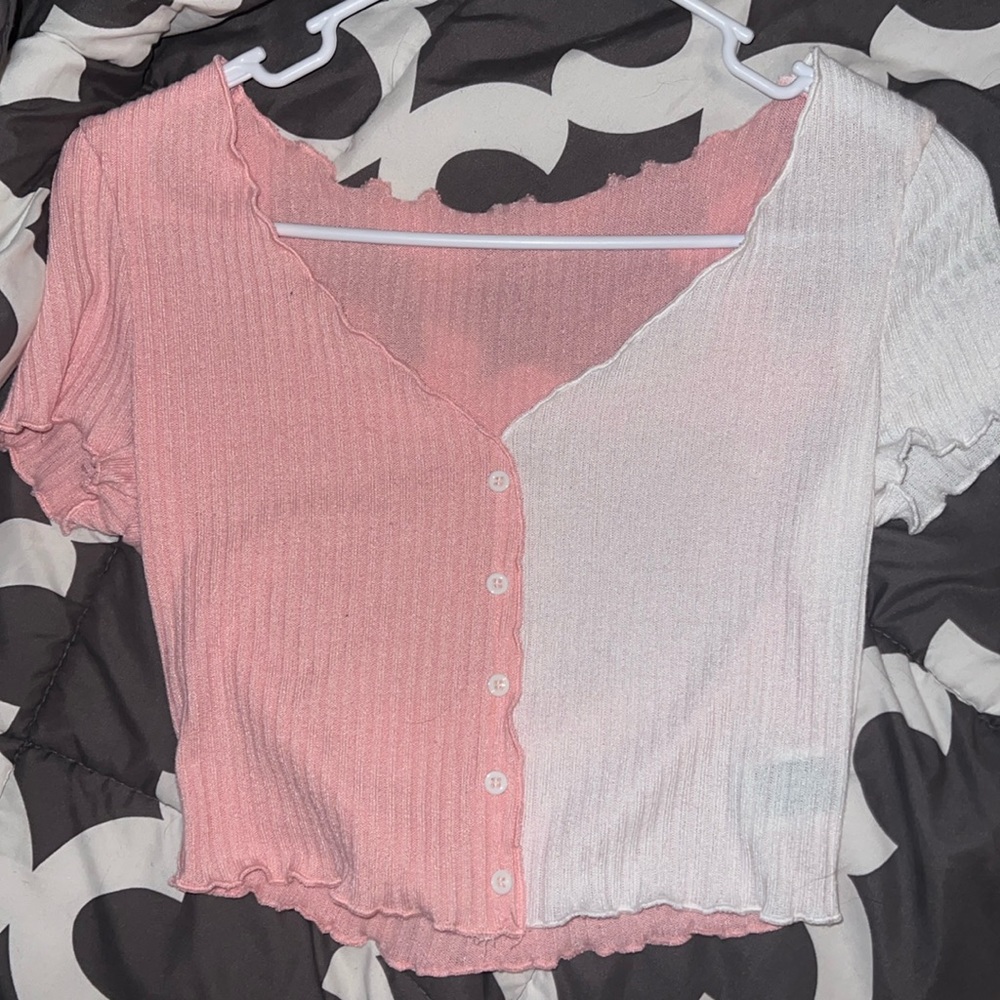 a cute lil shirt